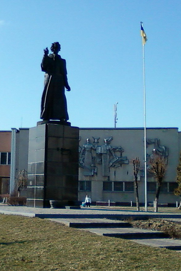 Novoyavorivs'k